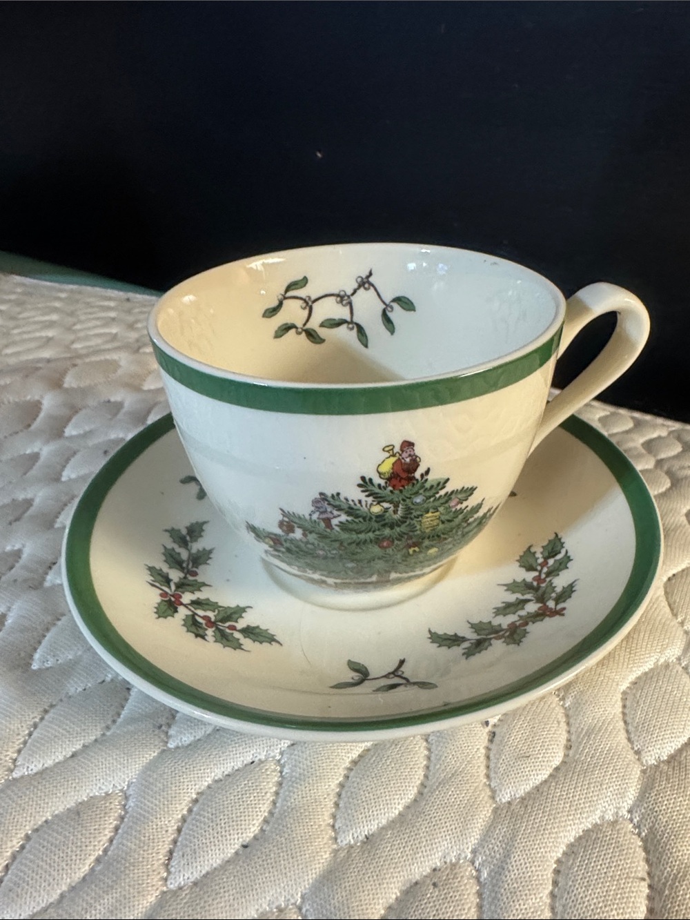 NWT Spode Holiday Teacup and Saucer Set with Green Trim